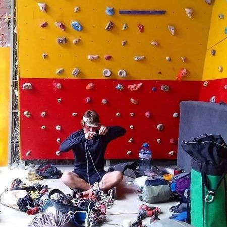 Monkeywasi Climbing Hostel 와라스 외부 사진