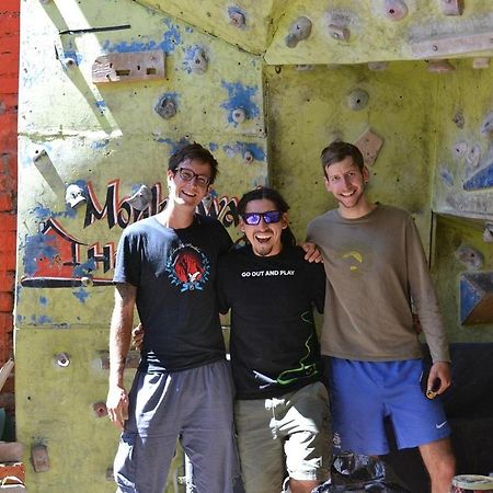Monkeywasi Climbing Hostel 와라스 외부 사진