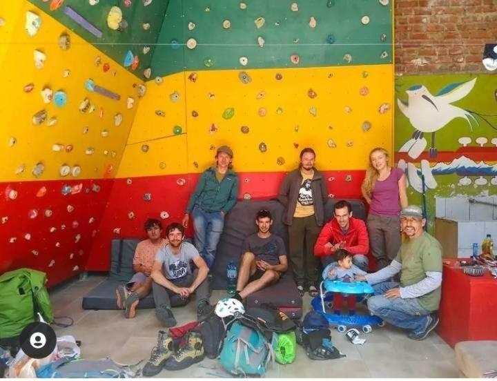 Monkeywasi Climbing Hostel 와라스 외부 사진