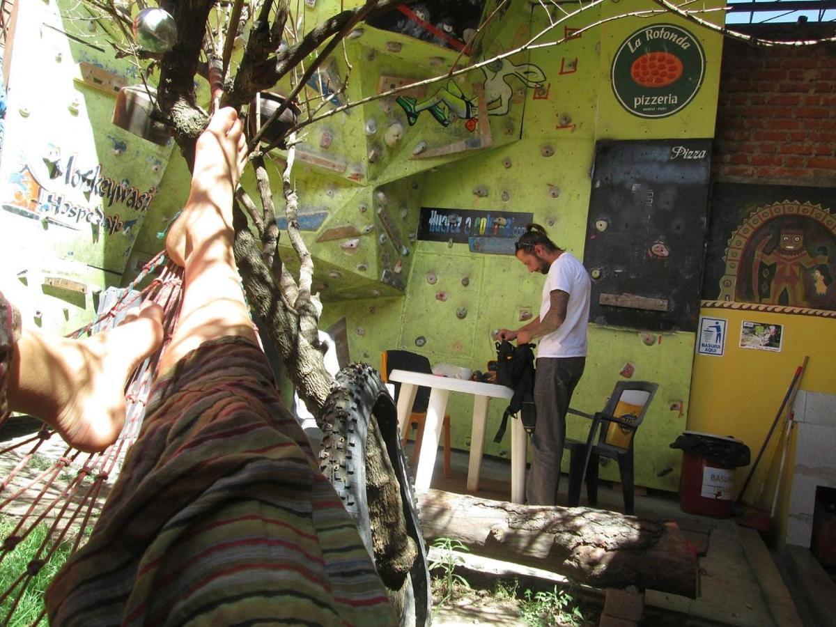 Monkeywasi Climbing Hostel 와라스 외부 사진