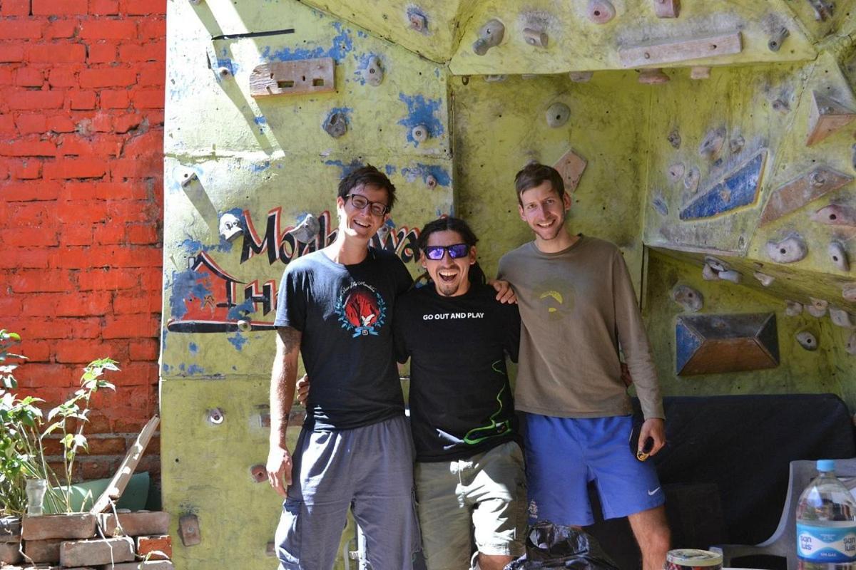 Monkeywasi Climbing Hostel 와라스 외부 사진