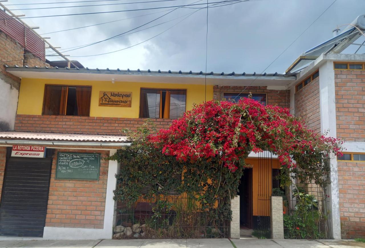 Monkeywasi Climbing Hostel 와라스 외부 사진